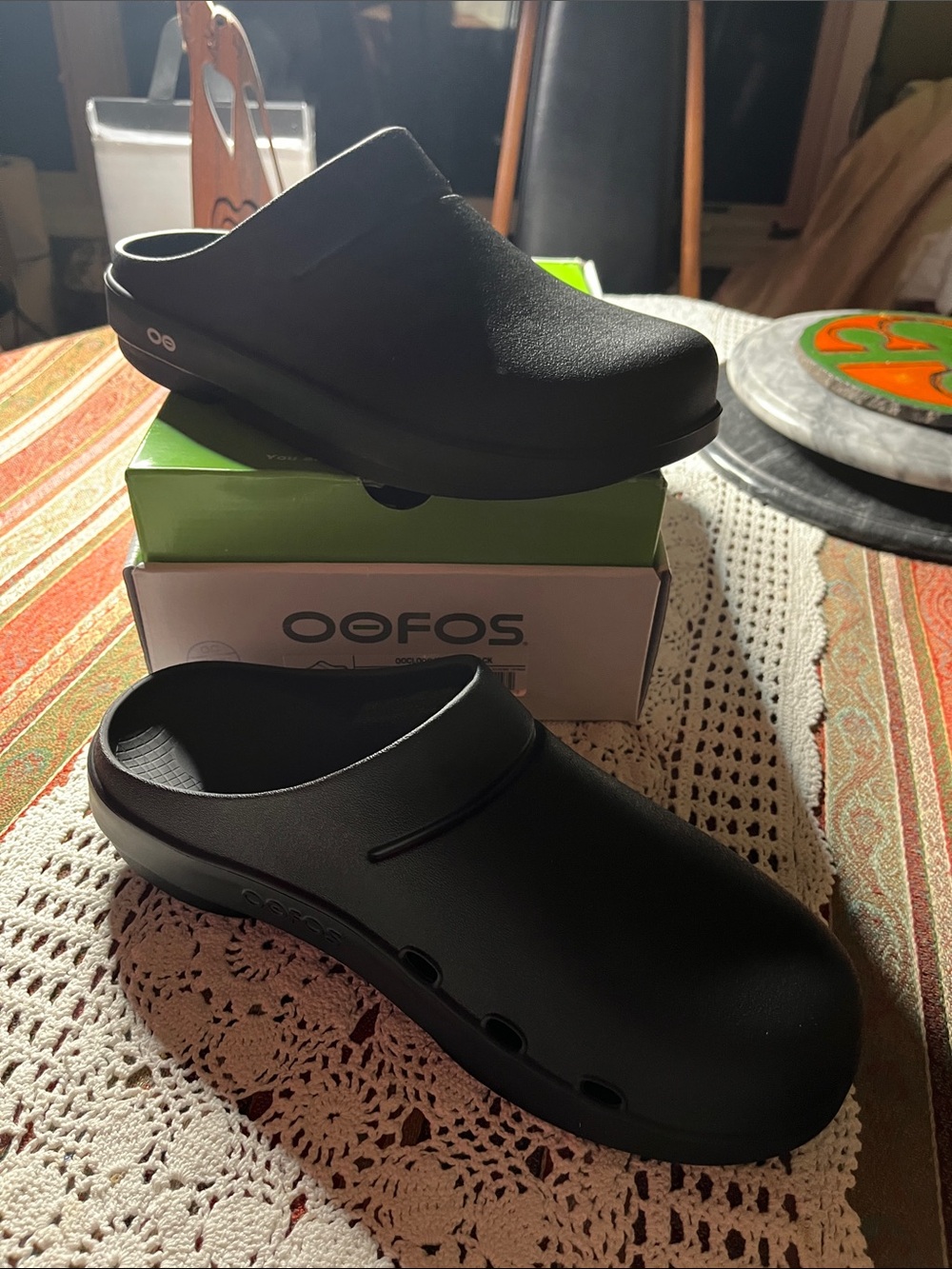 OOFOS OOCLOOG unisex clog Black men’s 9 women’s 11